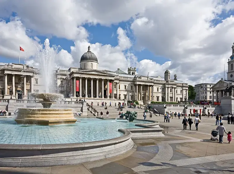 Solo Female Travel to London: Trafalgar Square